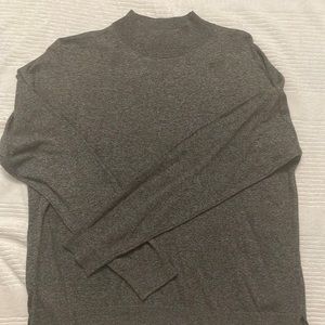 Old Navy Mock turtleneck sweater